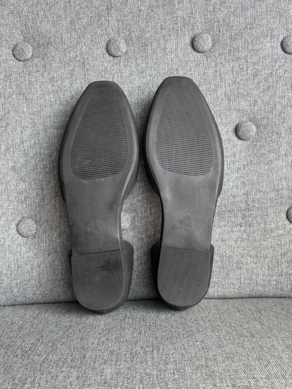 Isaac Mizrahi New York Black D’Orsay Flats Size 7.5 Bow Gold Tip Detail - Picture 9 of 11